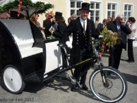 rikscha_mit_chauffeuer_hochzeit